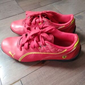 Puma boys girls unisex Toddler athletic Shoes‎ 1 US